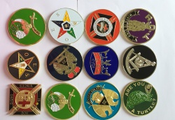 lapel pins & badges